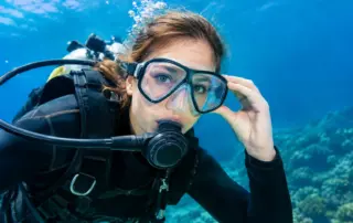 Ist Tauchen trotz Brille möglich? So klappt es